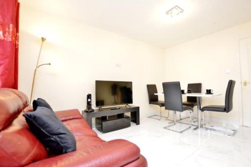 Crown House Villa Лондон Екстериор снимка