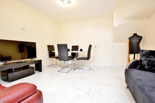Crown House Villa Лондон Екстериор снимка